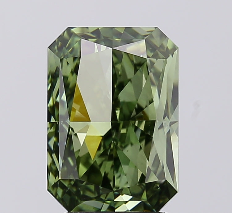 Radiant 4.07 Green VS 1
