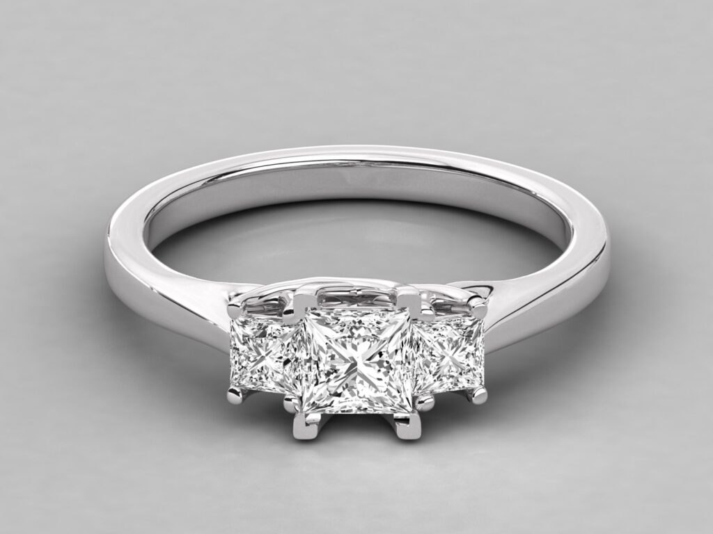 Exquisite 18KT Gold Princess Diamond Ring for Women