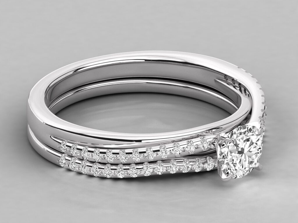 18 KT Gold Diamond Ring For Woman