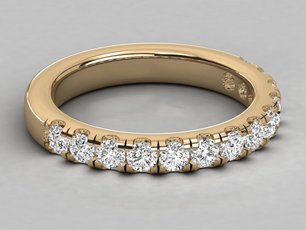 18 KT Gold Diamond Ring For Women