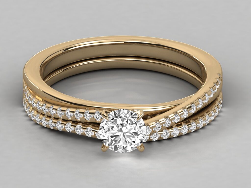 18 KT Gold Diamond Ring For Woman